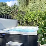 Semesterbostad De Luxe Bed &wellness