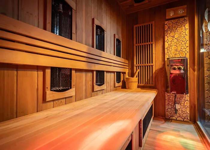 De Luxe Bed &wellness * Ден Бош