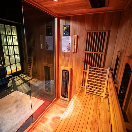 De Luxe Bed &wellness 's-Hertogenbosch (Den Bosch)